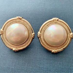 VINTAGE SIGNED MAJORICA 20mm PEARL DOME 18K GOLD-PLATED OMEGA BACKED EARRINGS